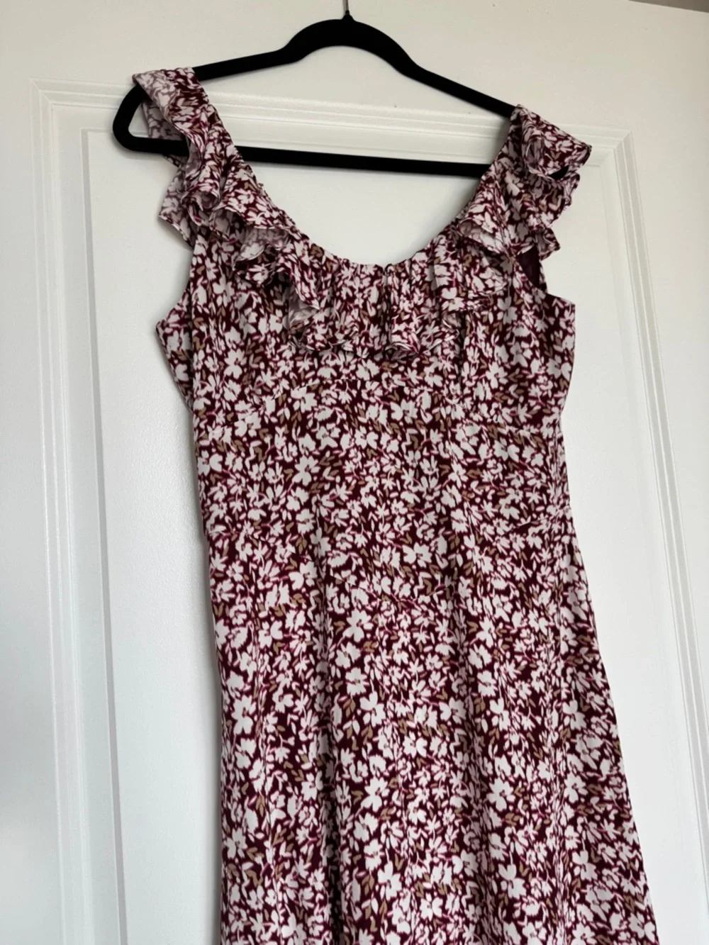 NWOT! MADEWELL Ruffled Scoopneck Maxi Dress Emma Floral Burgundy Size 4 🌸 - Picture 5 of 15